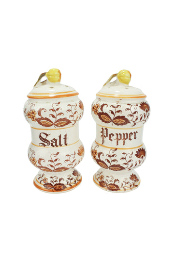 Salt + Pepper Shakers