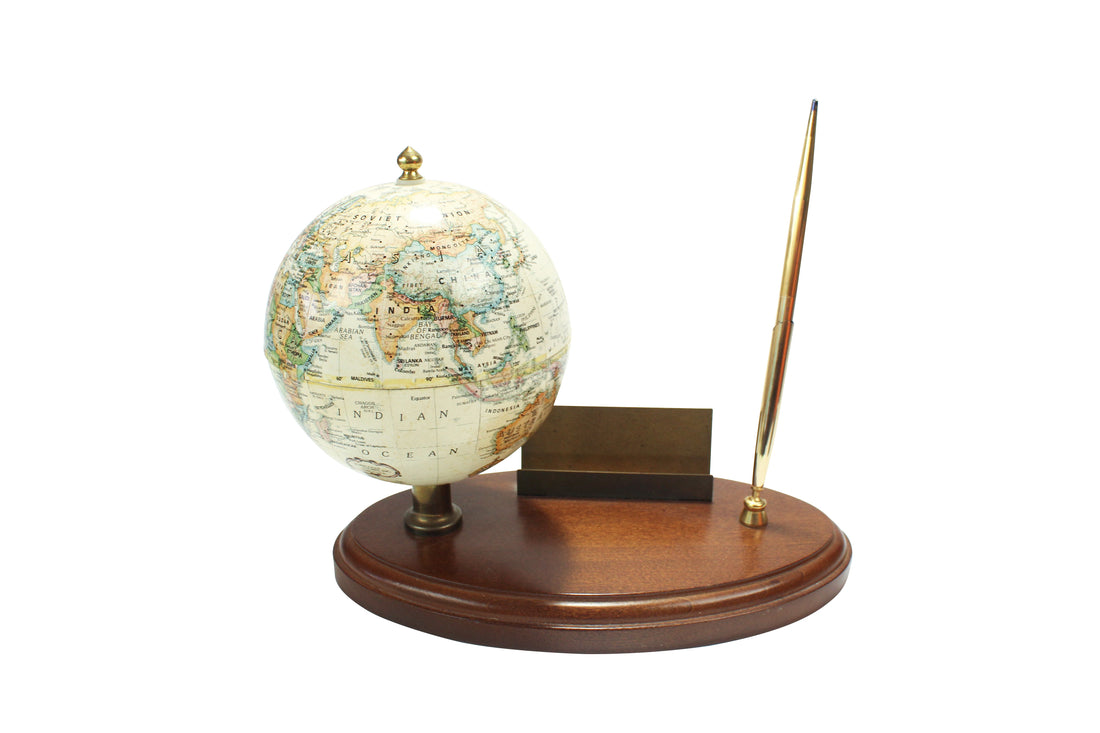 Globe Card + Pen Holder
